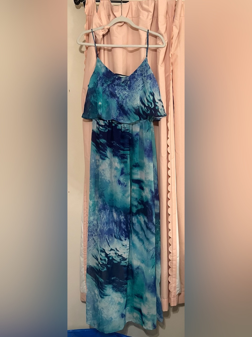 Soprano Abstract Print Maxi Dress with Side Slit & Ruffle